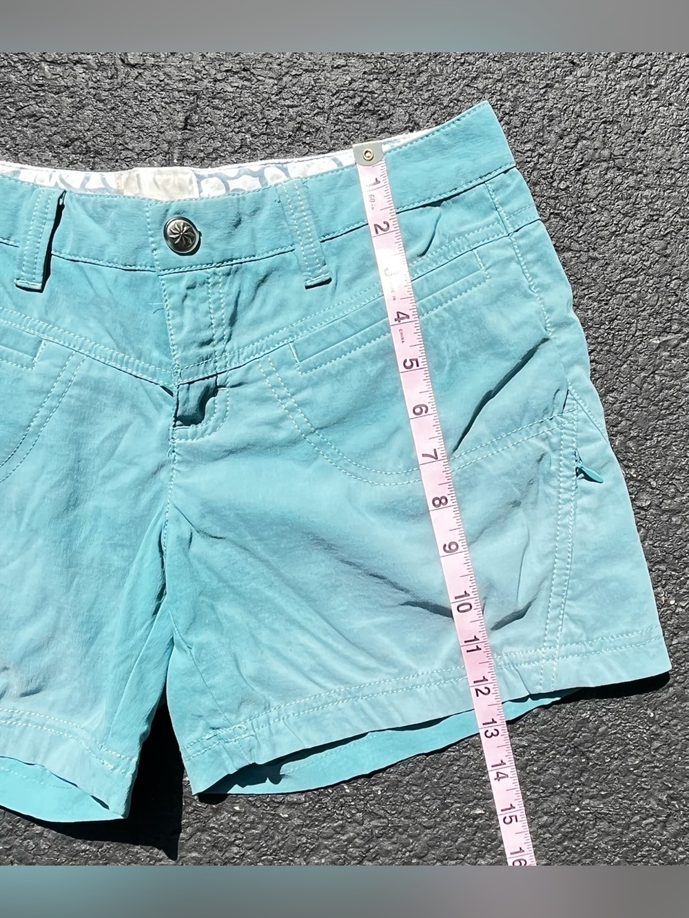 Athleta 4’ Inseem Dipper Hiking Bermuda Athletic Shorts Seafoam green Size 2 - Picture 2 of 9